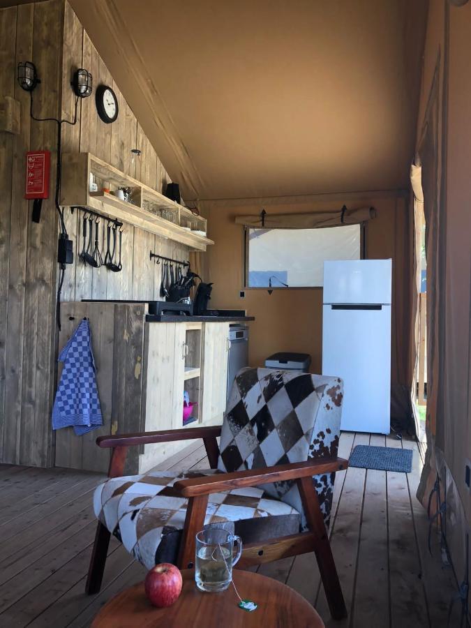 De Hazelaarshof Luxe Glampingtent Bij Natuurgebied De Millingerwaard Kekerdom Eksteriør billede