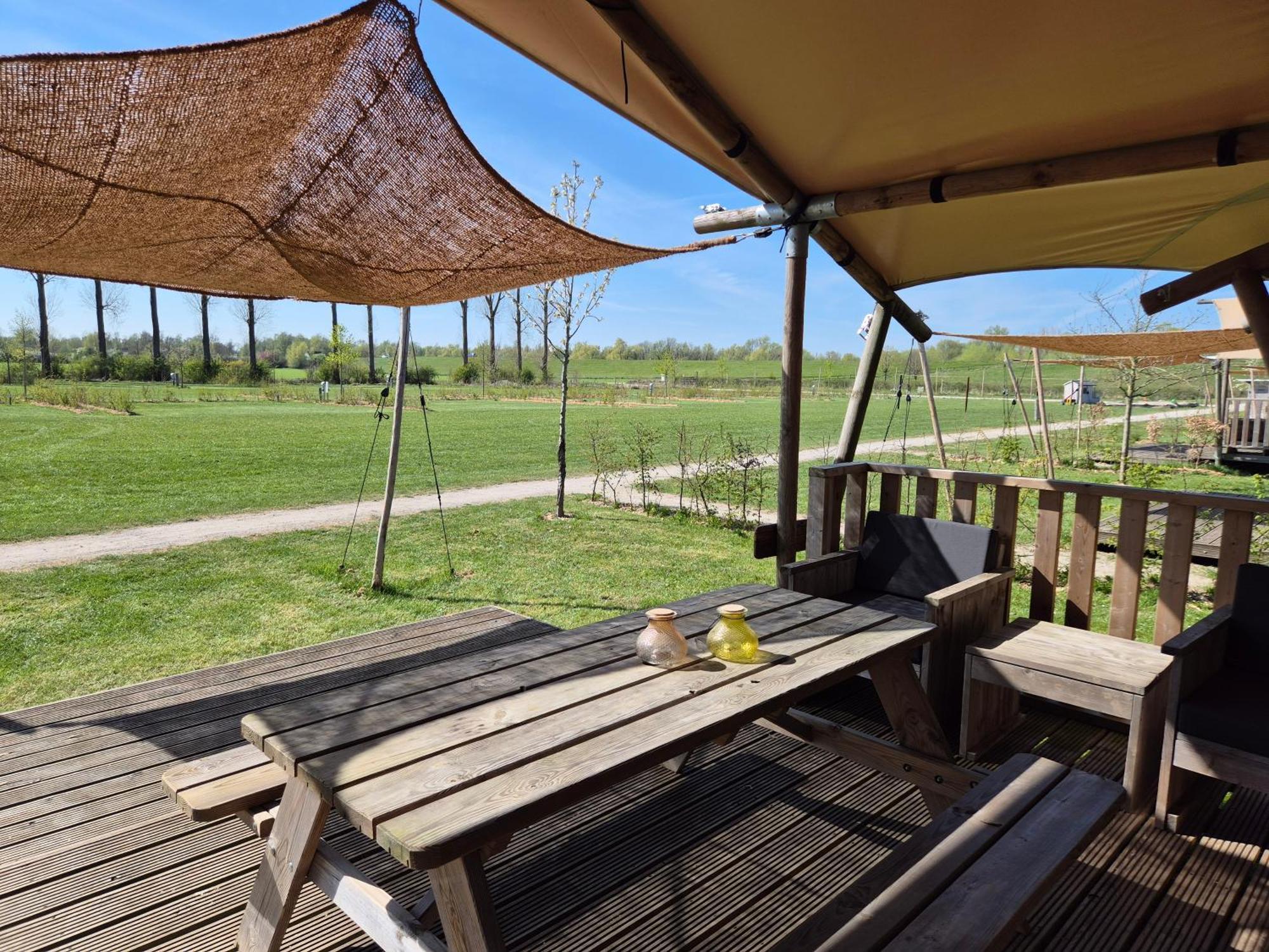 De Hazelaarshof Luxe Glampingtent Bij Natuurgebied De Millingerwaard Kekerdom Eksteriør billede